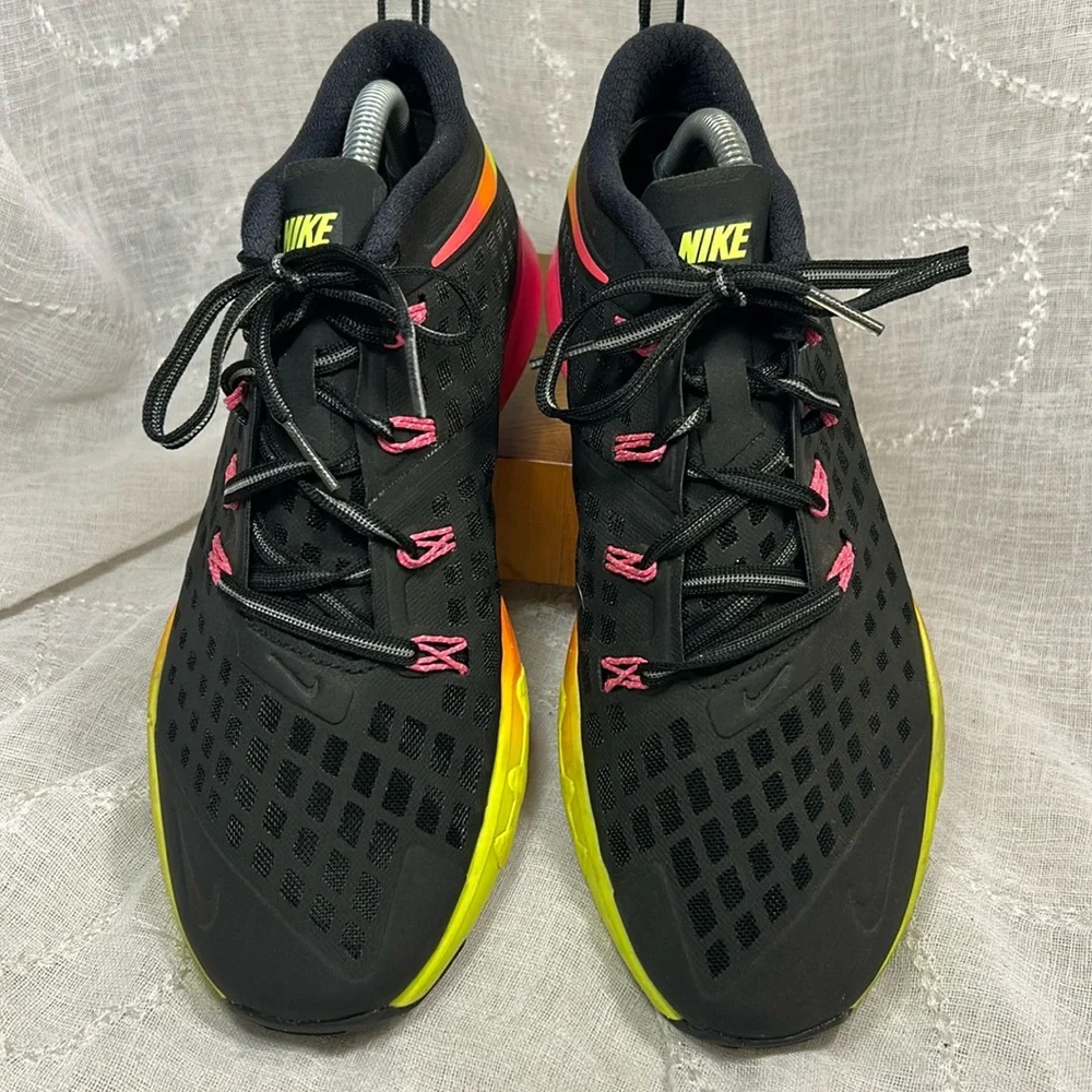 Nike Training almost NEW worn once athletic shoes